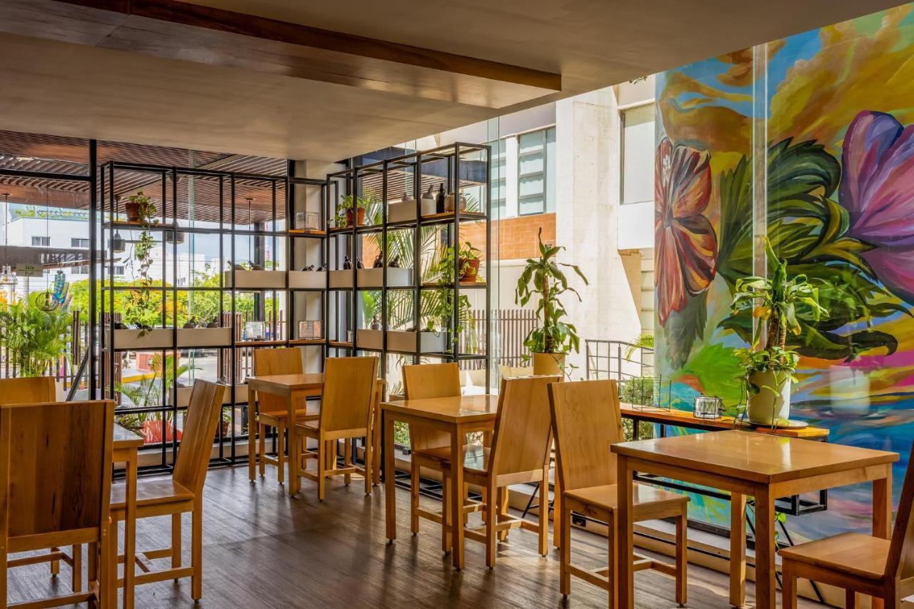 Wyndham Garden Cancun Downtown Exterior photo