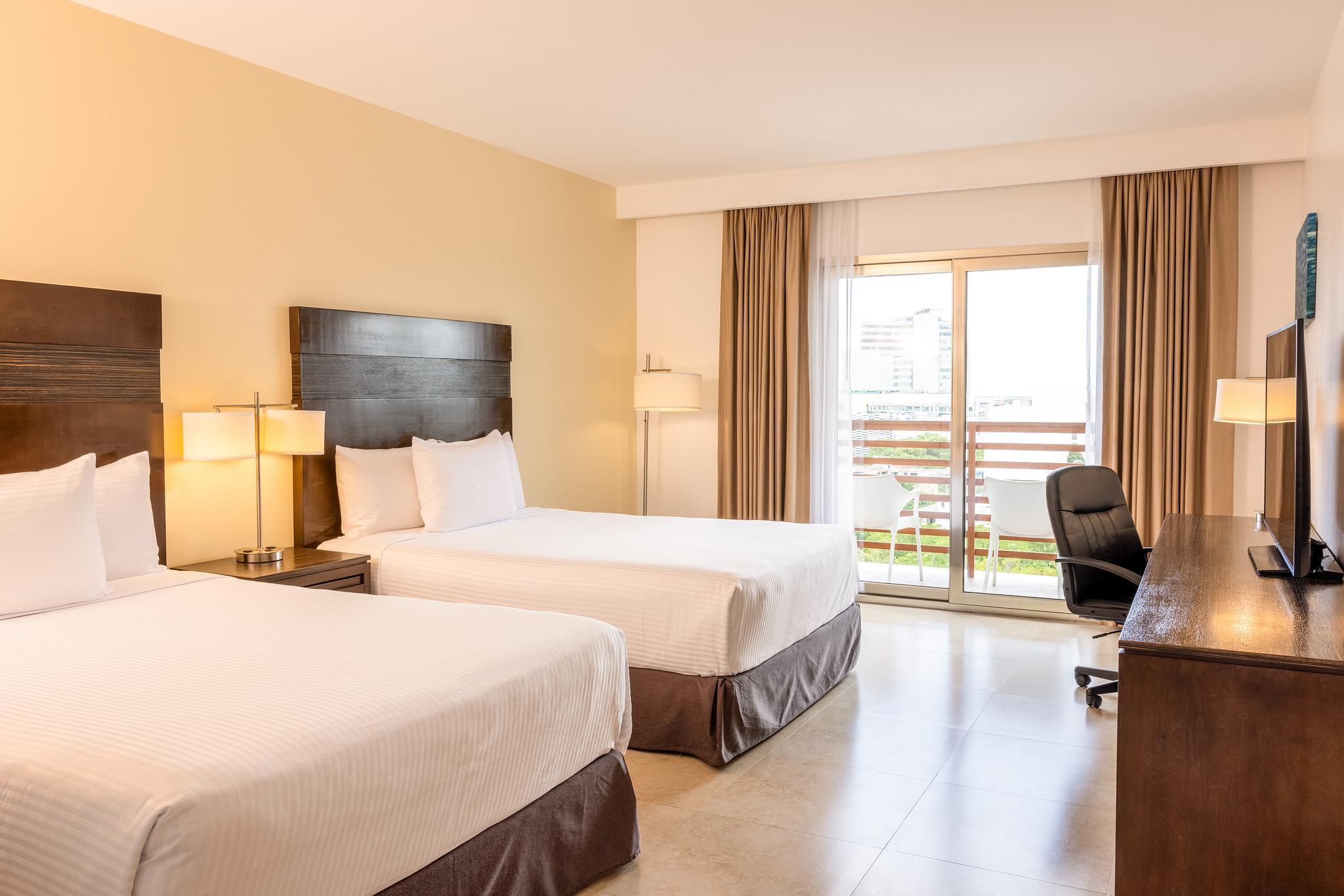 Wyndham Garden Cancun Downtown Exterior photo