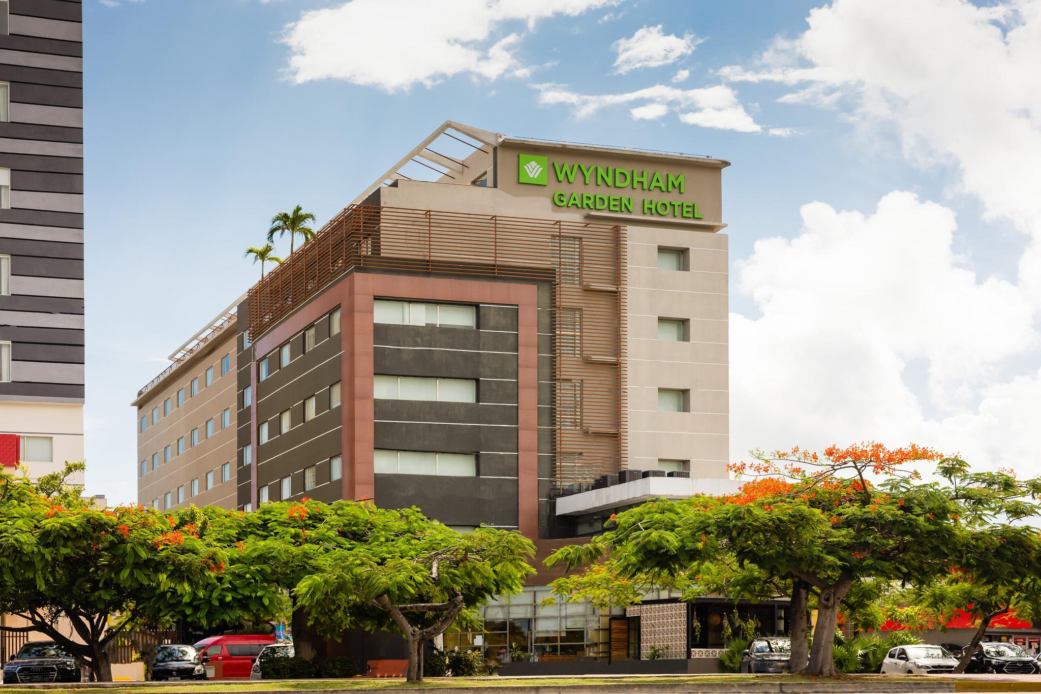 Wyndham Garden Cancun Downtown Exterior photo