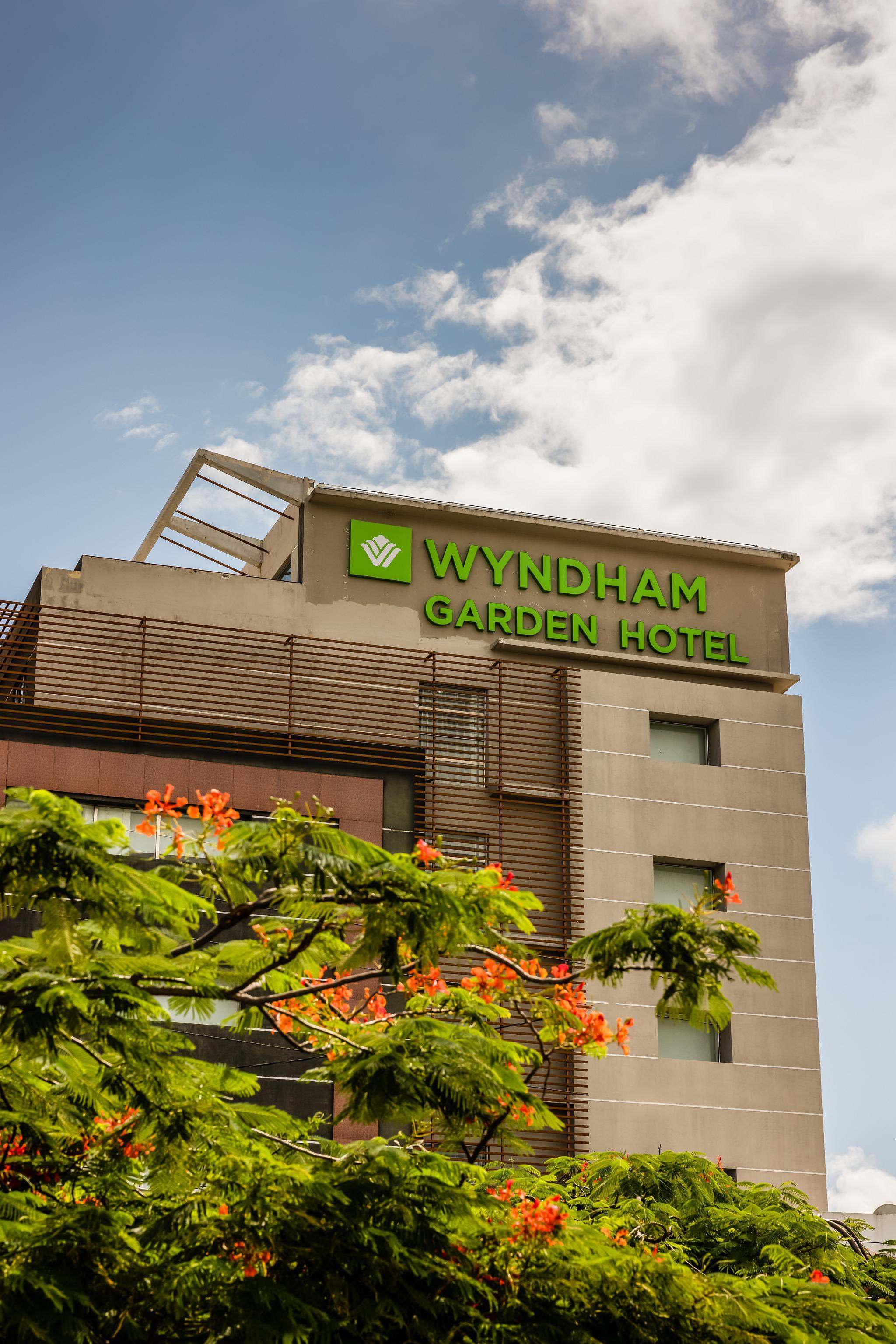 Wyndham Garden Cancun Downtown Hotel Exterior photo